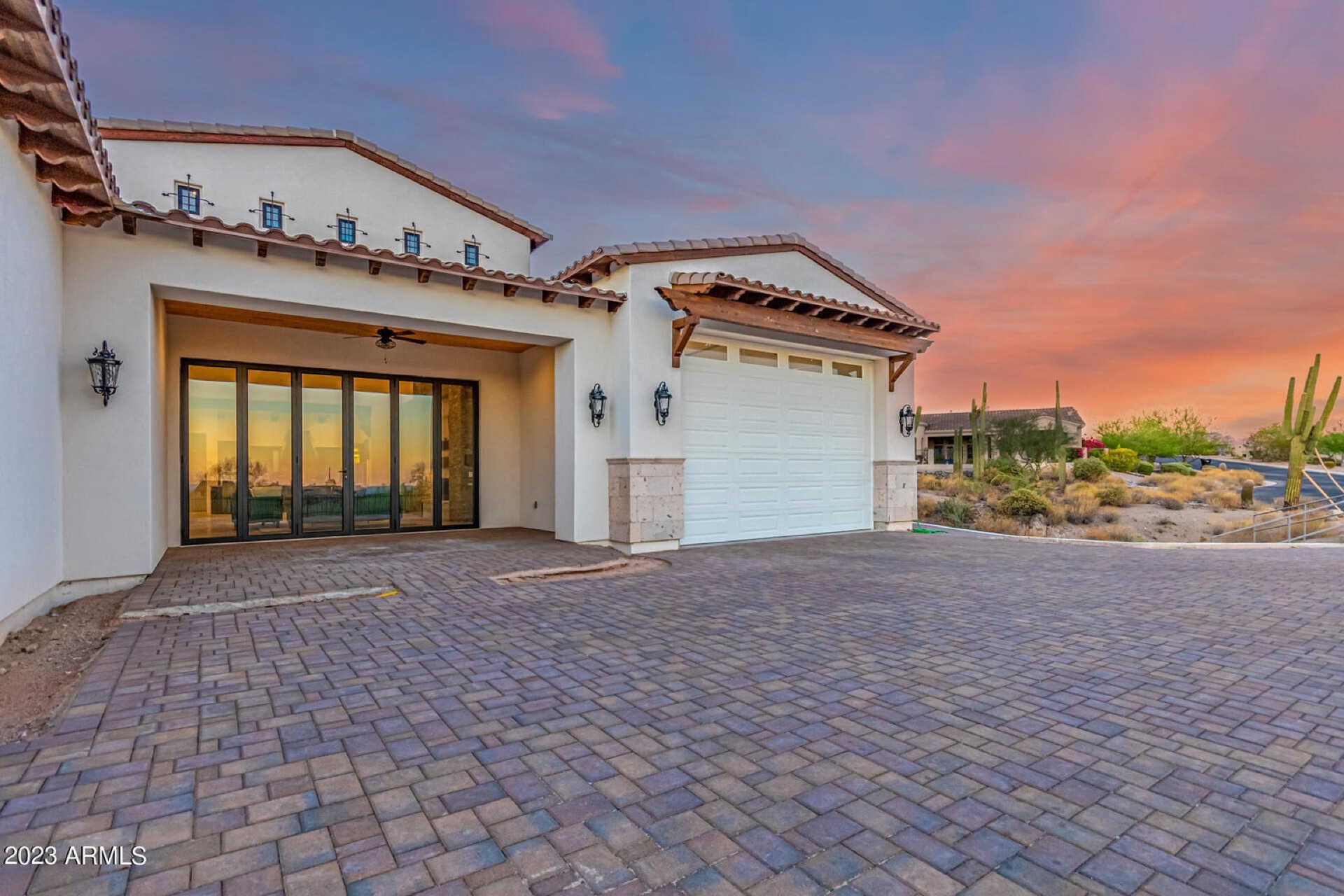 Travertine pavers